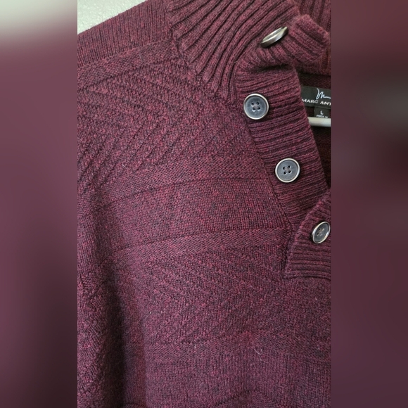 Marc Anthony Maroon Cable Knit Sweater Size Large - Picture 4 of 7
